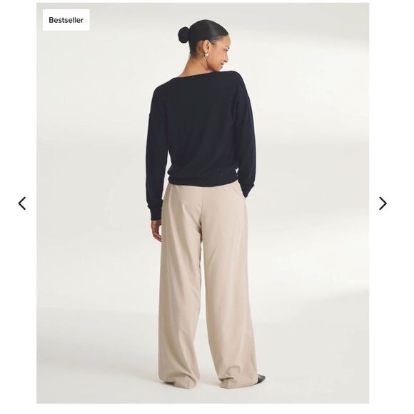 Naadam Fancy Cashmere V-Neck Sweater Size Medium Navy Blue - Picture 3 of 10